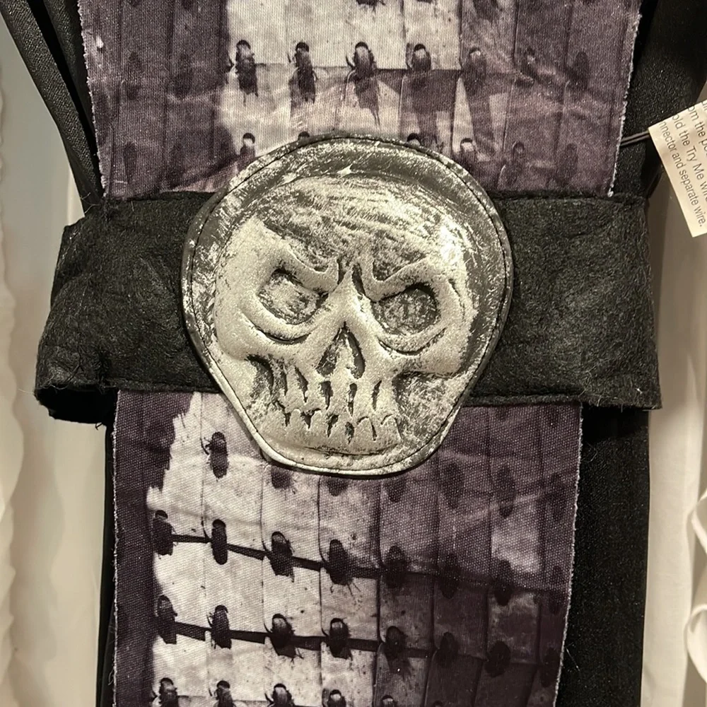 NWT- kids ninja light up iron skull costume